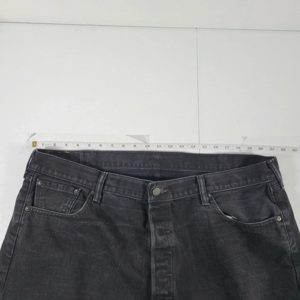 Levi Strauss 501 Black Washed Denim Jeans Mens W44 L32 Button Fly‎ Straight Leg